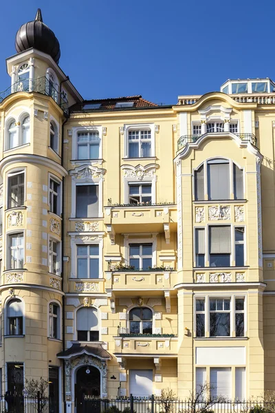 Restored house facade in berlin — Stock Photo, Image