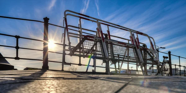 Fences backlit — Stock Photo, Image