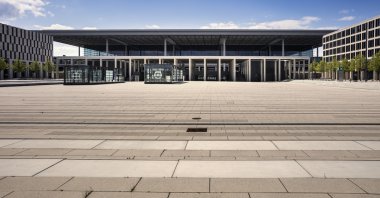 Yeni Havaalanı Berln