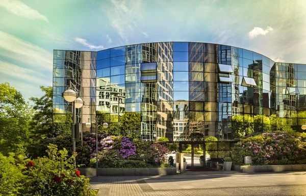 Villa Berlin Spreebogen kulüpler