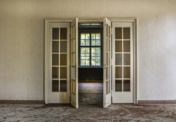 Rooms and spaces in a former barracks — Stock Photo, Image