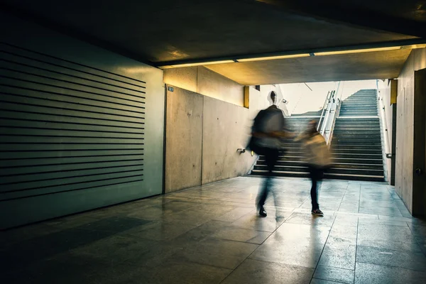 People in a tunnel — Stock Photo, Image