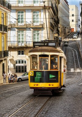Electricos de Lisboa, Lizbon, Portekiz 'de tipik bir yerel tramvay ve turizm merkezi.