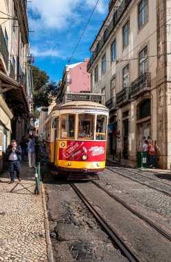 Electricos de Lisboa, Lizbon, Portekiz 'de tipik bir yerel tramvay ve turizm merkezi.