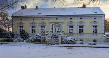 Berlin-Lbar 'ın köy merkezindeki tarihi evler, Berlin' in kuzeyinde Reinickendorf ilçesine bağlı bir bölge.