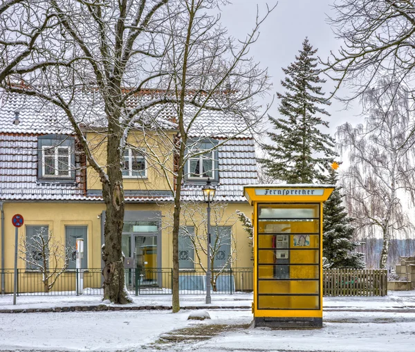 Ancienne cabine téléphonique à Berlin — Photo