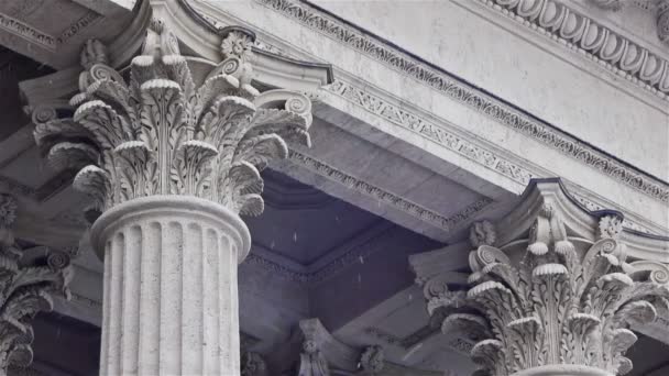 Neoclassical exterior with granite columns — Stock Video