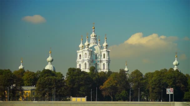 Festői kilátással a Smolensky katedrális — Stock videók