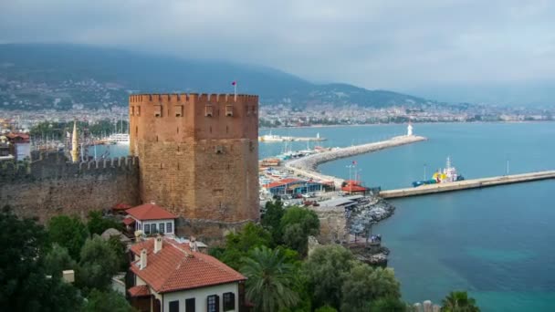 Kizil Κούλε Πύργος, σύμβολο της Alanya — Αρχείο Βίντεο