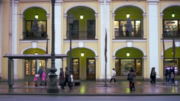 Fachada del Gran Edificio Gostiny Dvor — Vídeos de Stock