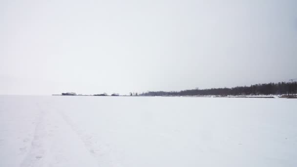 Remblai gelé du lac Onega — Video