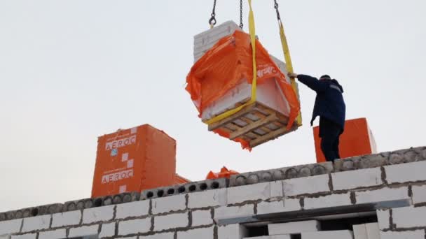 Vista en obra y entrega de materiales — Vídeos de Stock