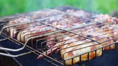 Tavuk kanadı ızgara piknik