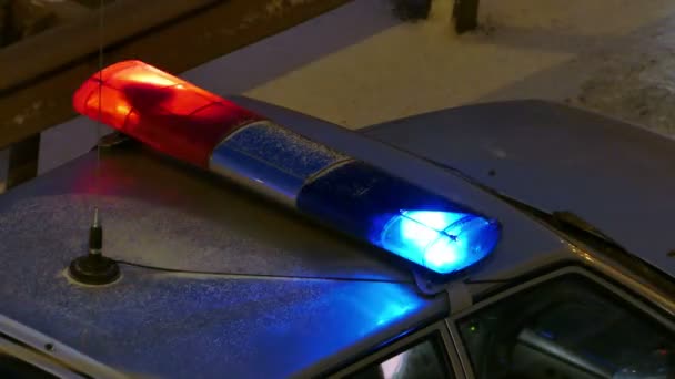 Polizei leuchtet rot und blau — Stockvideo