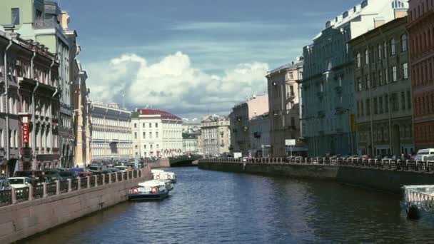 Rzeka Mojka Quay w Sankt Petersburg, Federacja Rosyjska — Wideo stockowe