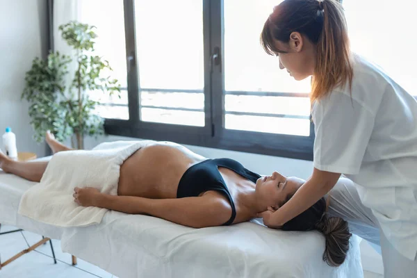 Shot Beautiful Young Physiotherapist Doing Osteopathic Chiropractic Treatment Pregnant Woman — Stock Photo, Image