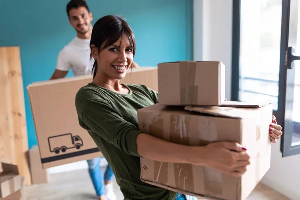 Shot Beautiful Young Couple Holding Cardboard Boxes While Moving New — Stock Photo, Image