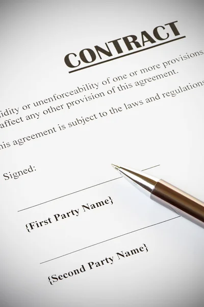 Contract and Pen — Stock Photo, Image