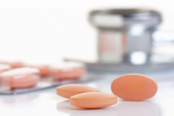 Statin Tablet in Close Up — Stock Photo, Image