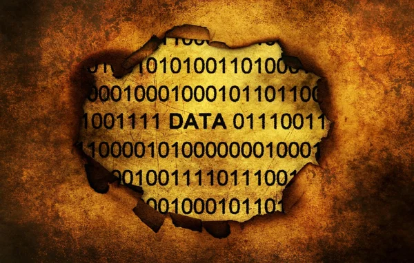 ペーパー穴グランジ コンセプトでデータ文字列 — ストック写真