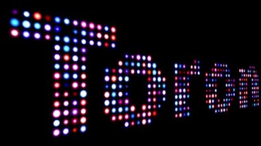 Toronto 'da siyah üzerine renkli kurşun işareti