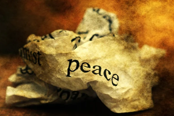 Broken peace — Stock Photo, Image