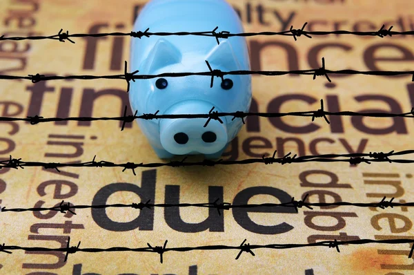 Piggy bank en verschuldigd concept — Stockfoto