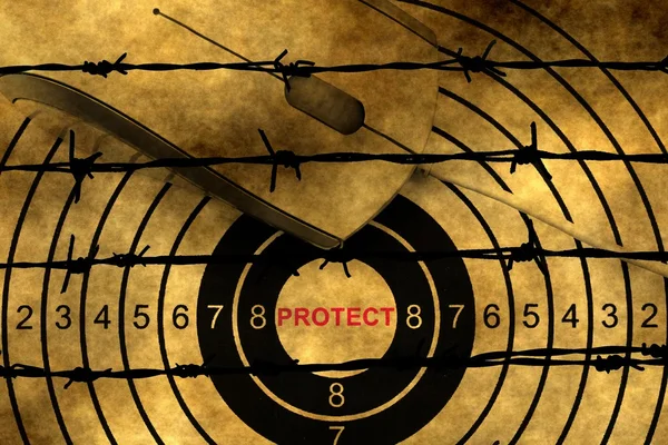 Web protect target against barbwire — Stock Photo, Image