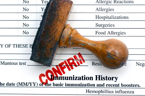 Immunisatie geschiedenis bevestigen — Stockfoto
