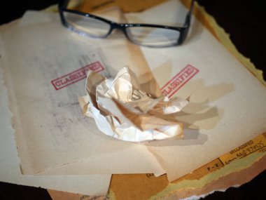 Gizli belgelerin kapatılması