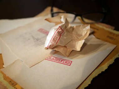 Gizli belgelerin kapatılması