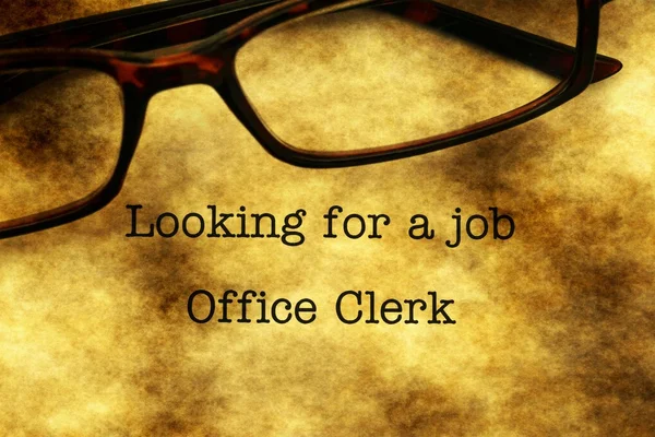 Ищу работу - офисный клерк — стоковое фото