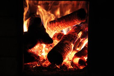 Ahşap arka plan yanan alev