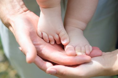 bir çocuk bacak parçası