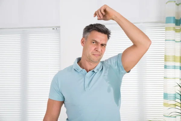 Man Sweating  Under Armpit — Stock Photo, Image