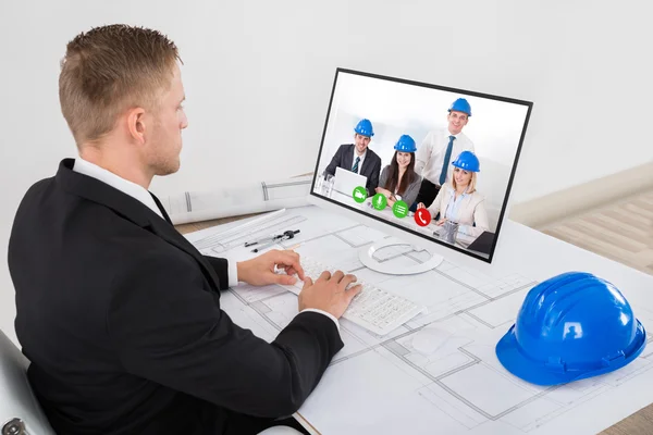 Architect videoconferentie bijwonen — Stockfoto