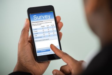 İşkadını üstünde telefon online anket doldurma
