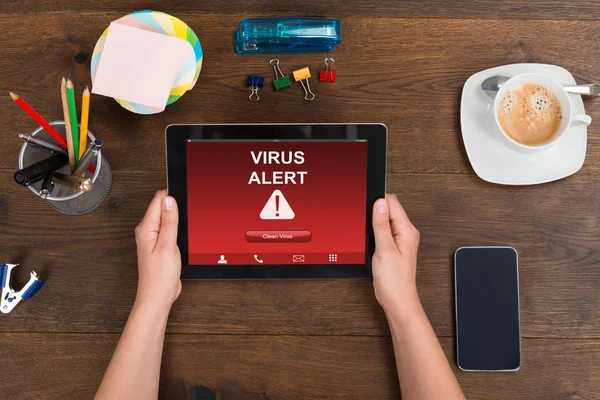 Warnung vor Viren — Stockfoto