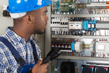 el feneri ile teknisyen analiz fusebox