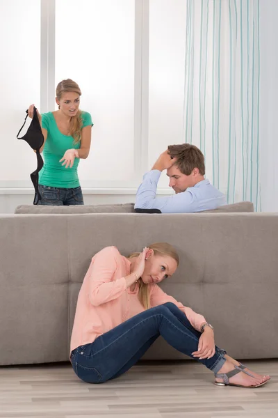 Wife Holding Bra Arguing With Her Husband — Stock Photo, Image