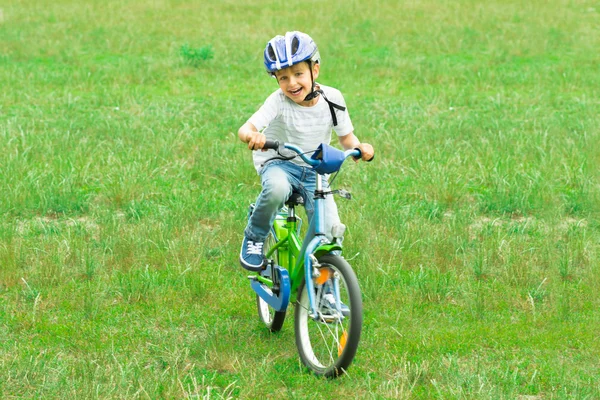 Boy Riding Bicycle — Stock Photo, Image