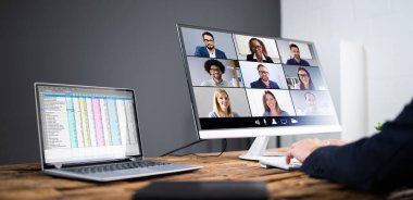 Çevrimiçi Video Konferansı Görüşmesi. Webinar Konferansı