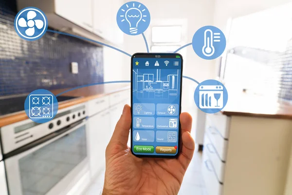Caratteristiche Tecniche Controllo Smart Kitchen Home Automation — Foto Stock