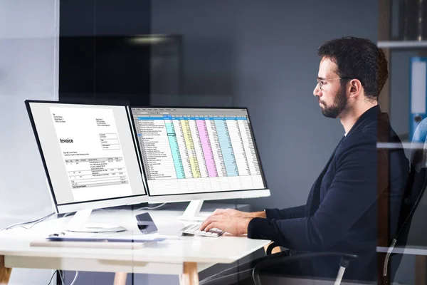 Invoice Computer Audit Multiple Screens Banner — Stock fotografie