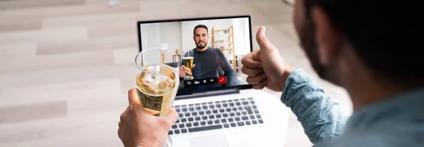 Online Virtual Beer Drinking Party Laptop — Stock Photo, Image