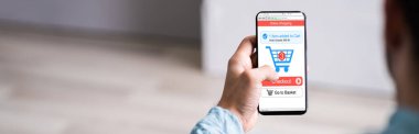 Çevrimiçi Ticaret Alışveriş Kontrol Cep Telefonundan