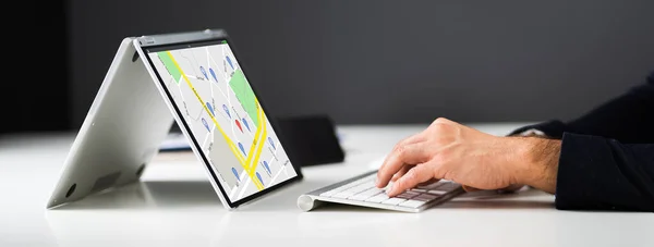 Gps Plats Karta Sök Online Laptop — Stockfoto