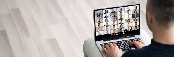 Çevrimiçi Video Konferansı Webinar Çağrısı Video Konferans Teknolojisi Kullanıyor — Stok fotoğraf