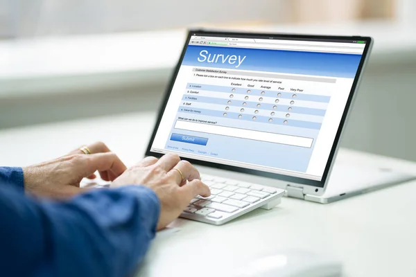 Online Survey Form Customer Research Screen — Stock Photo, Image