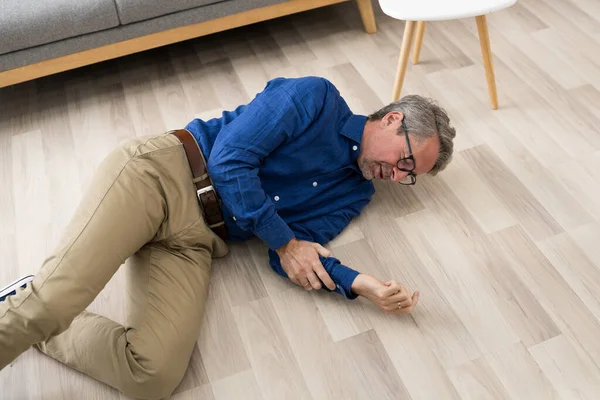 Old Senior Fallen Man Elderly Slip Fall — Stock Photo, Image